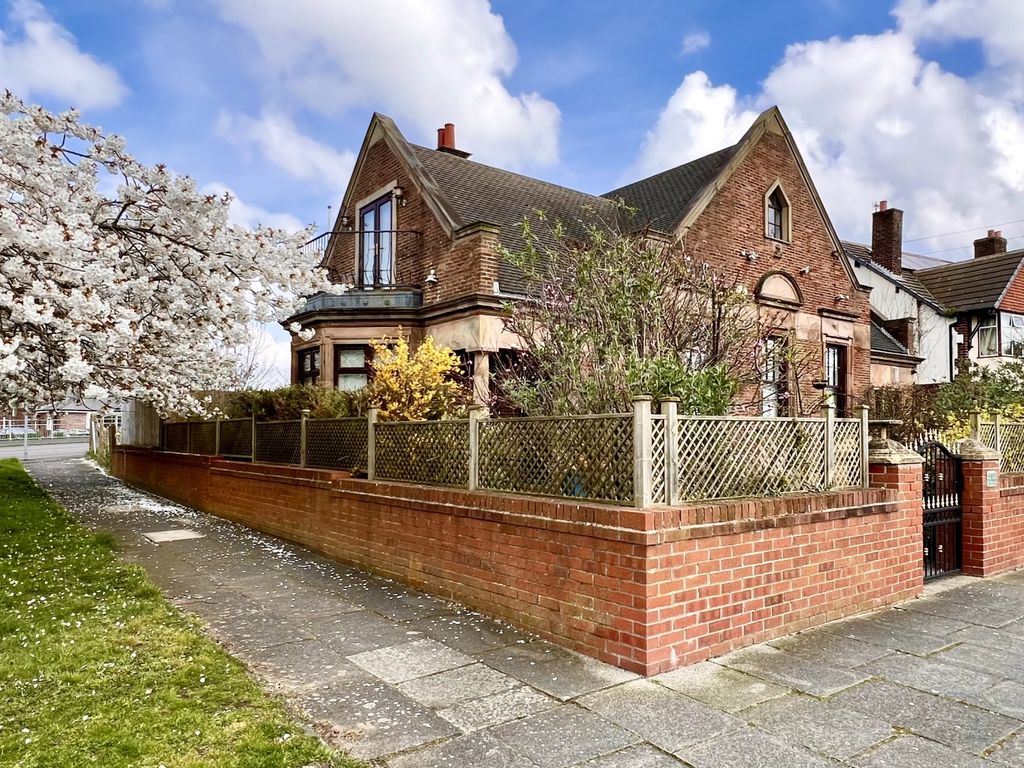4 bed detached house for sale in Lower Alt Road, Hightown, Liverpool