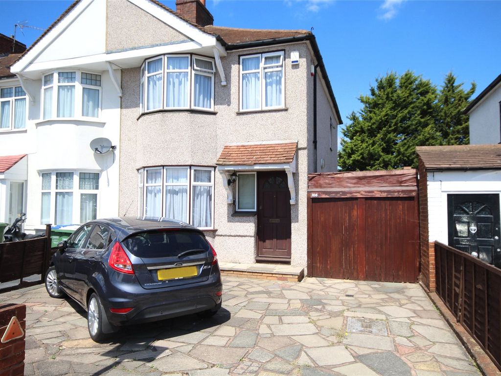 3 bed semidetached house for sale in Northumberland Avenue, South