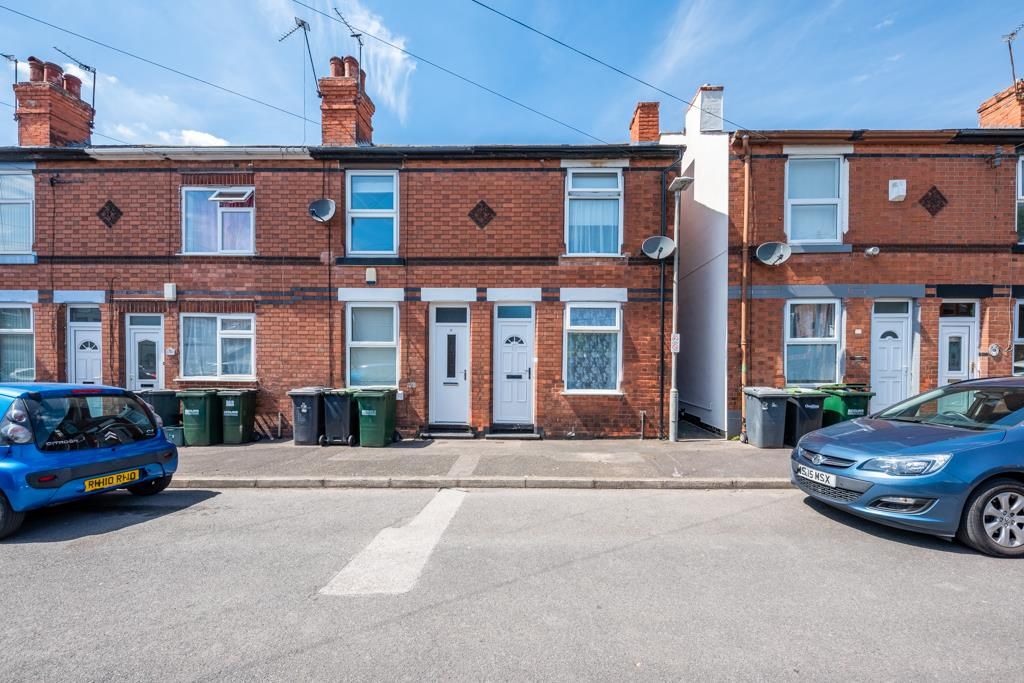 2 bed end terrace house for sale in Chandos Avenue, Netherfield