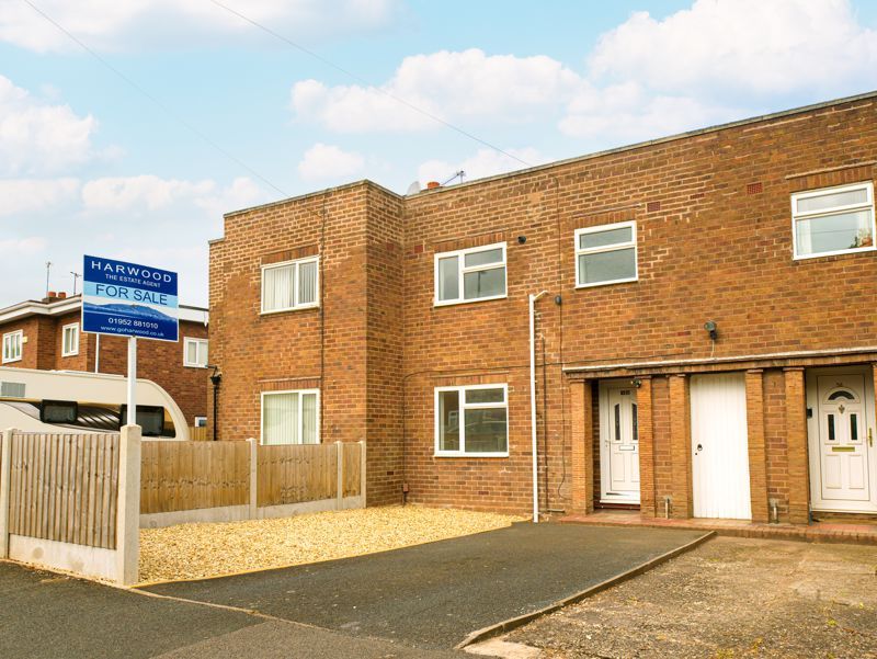 3 bed terraced house for sale in Hawthorn Place, Turreff Avenue