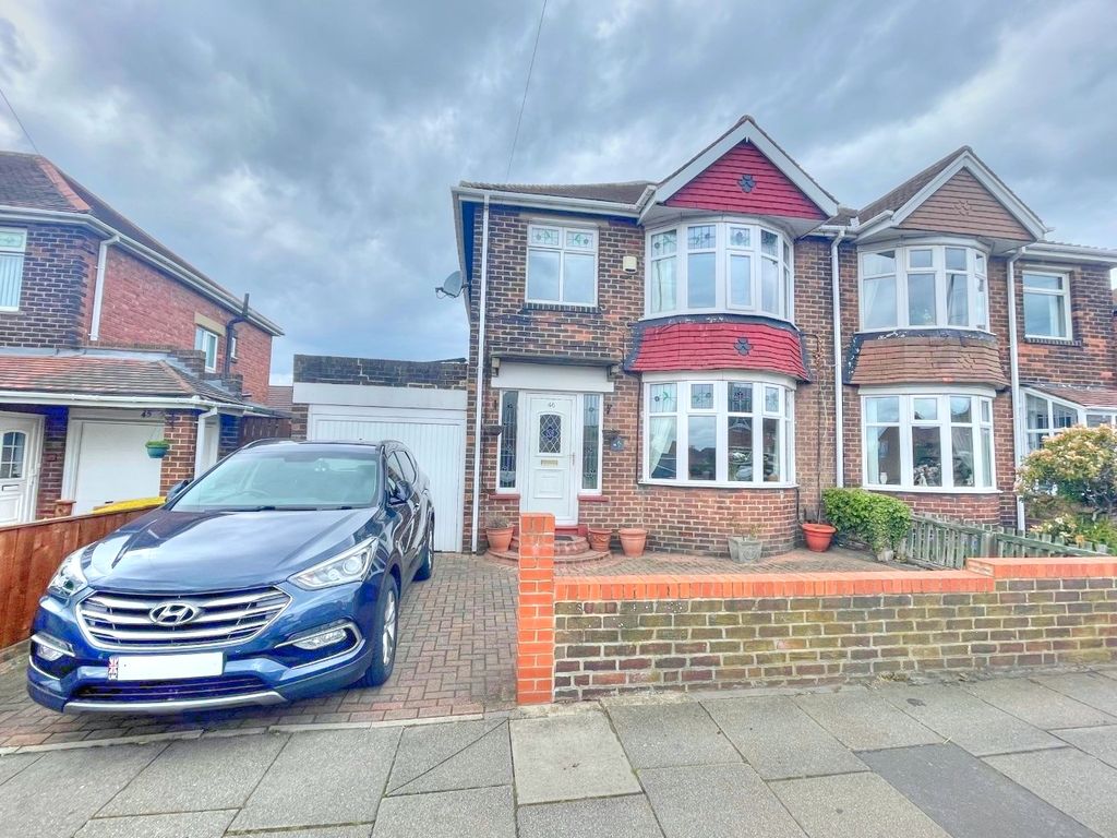 3 bed semidetached house for sale in Churchill Street, Wallsend NE28