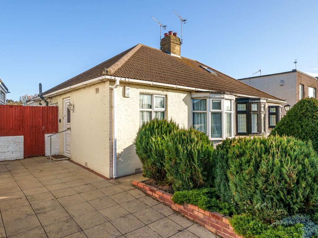 2 bed bungalow for sale in Bedonwell Road, Belvedere DA17 Zoopla
