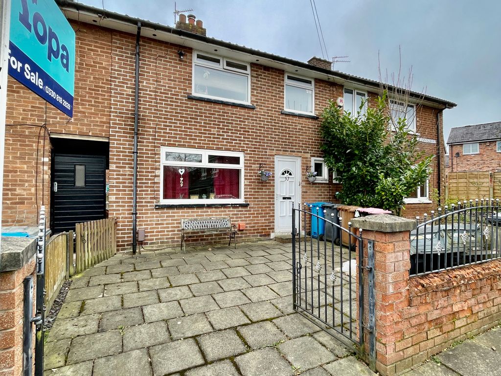 3 bed semidetached house for sale in Grosvenor Drive, Walkden