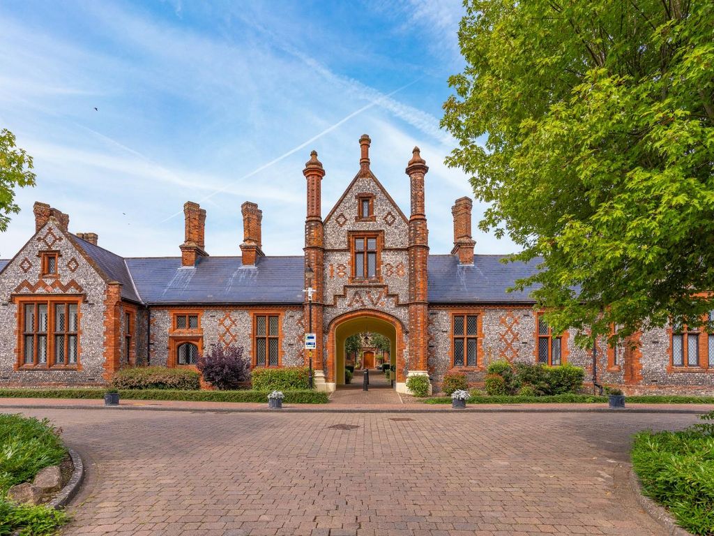 1 bed bungalow for sale in Gilbert Scott Court, Whielden Street, Old