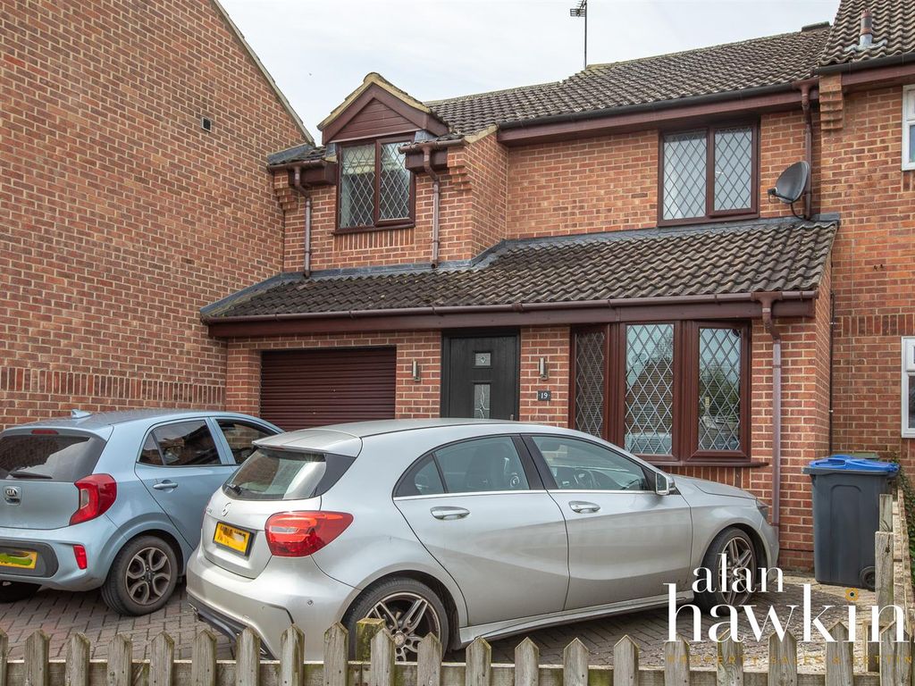 3 bed semidetached house for sale in Proud Close, Purton, Swindon 4