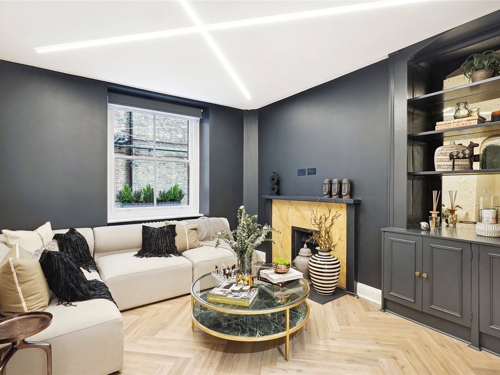 2 bed flat for sale in Drayton Court, London SW10, £1,195,000 Zoopla
