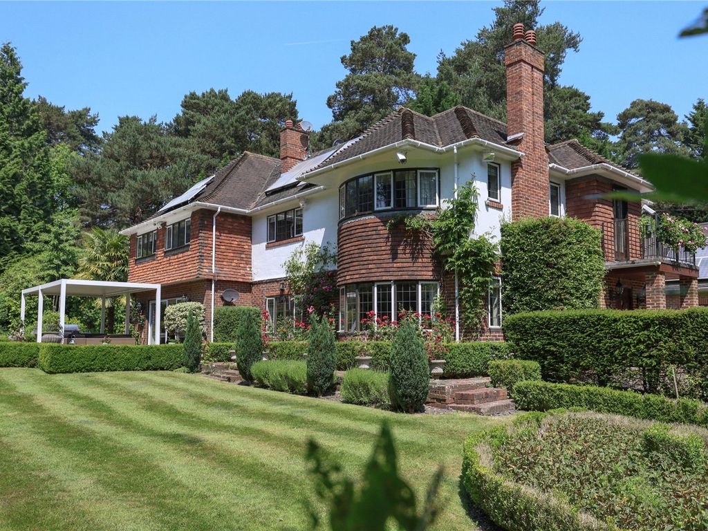 6 bed detached house for sale in Byfleet Road, Cobham KT11 Zoopla