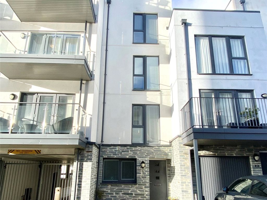 Trinity Street, Plymouth, Devon PL1  