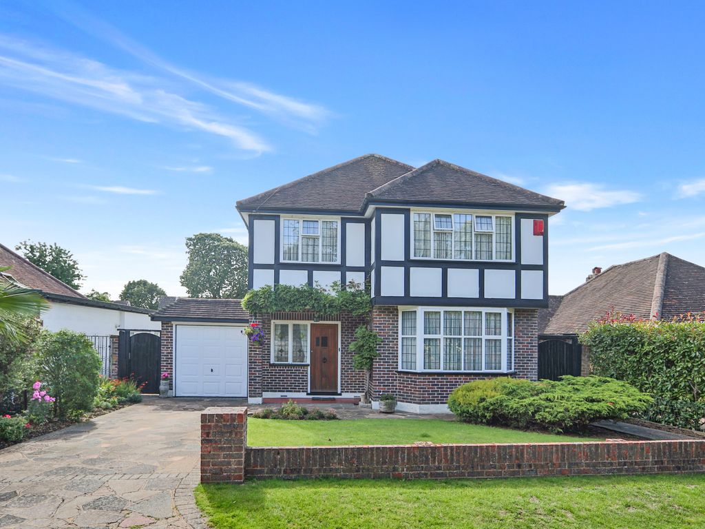 3 bed detached house for sale in Coulsdon Road, Old Coulsdon CR5, £775,000 Zoopla