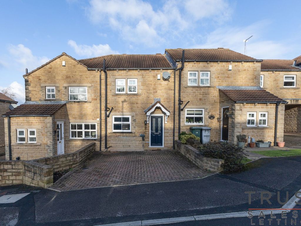 2 bed terraced house for sale in Badgers Walk, Heckmondwike WF16, £