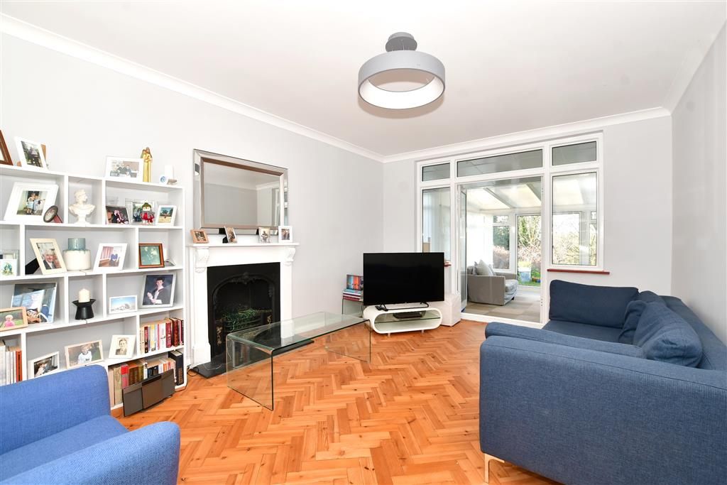 4 bed detached house for sale in Oakwood Avenue, Purley, Surrey CR8, £