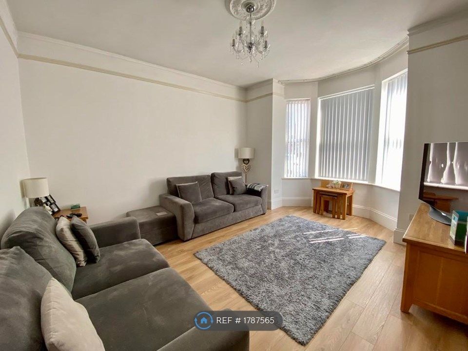 6 bed semidetached house to rent in Darnley Road, Gravesend DA11 Zoopla