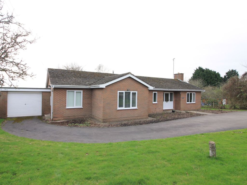 3 bed detached bungalow for sale in Garway, Hereford HR2 Zoopla