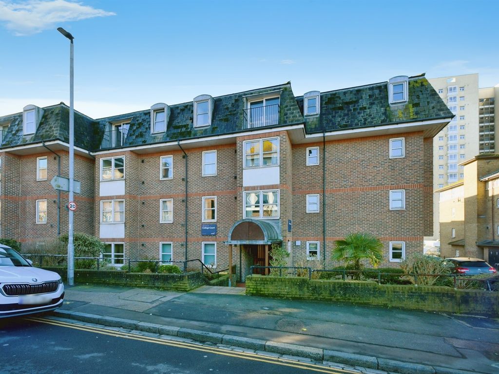 1 bed property for sale in Eastern Road, Brighton BN2, £165,000 Zoopla