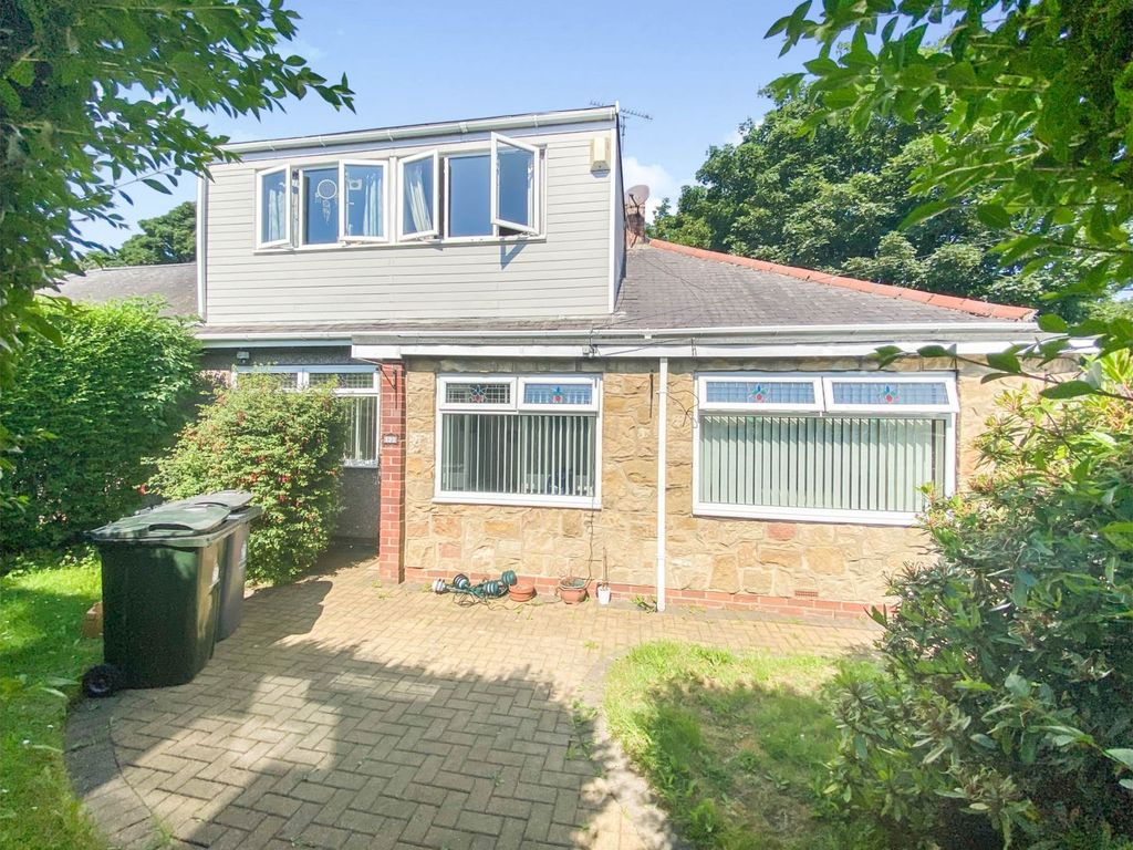 4 bed semidetached bungalow for sale in Burnside, Whitley Bay NE25 Zoopla