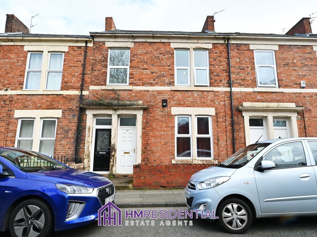 3 bed flat to rent in Gainsborough Grove, Arthurs Hill, Newcastle Upon