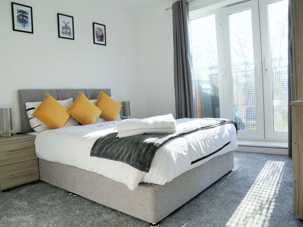 1 bed flat for sale in Aspects Court, Slough SL1 Zoopla