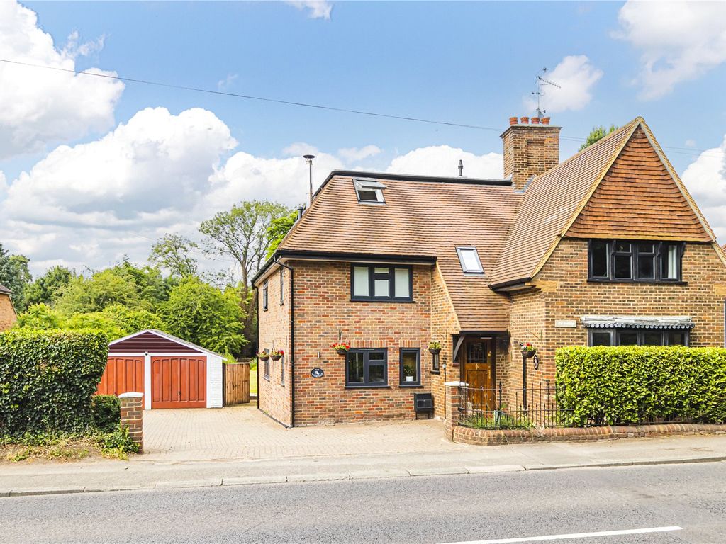 London Road, Hemel Hempstead HP1  