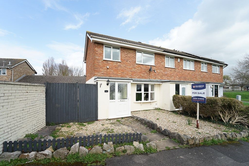 2 bed end terrace house for sale in Hogarth Walk, Worle, WestonSuper