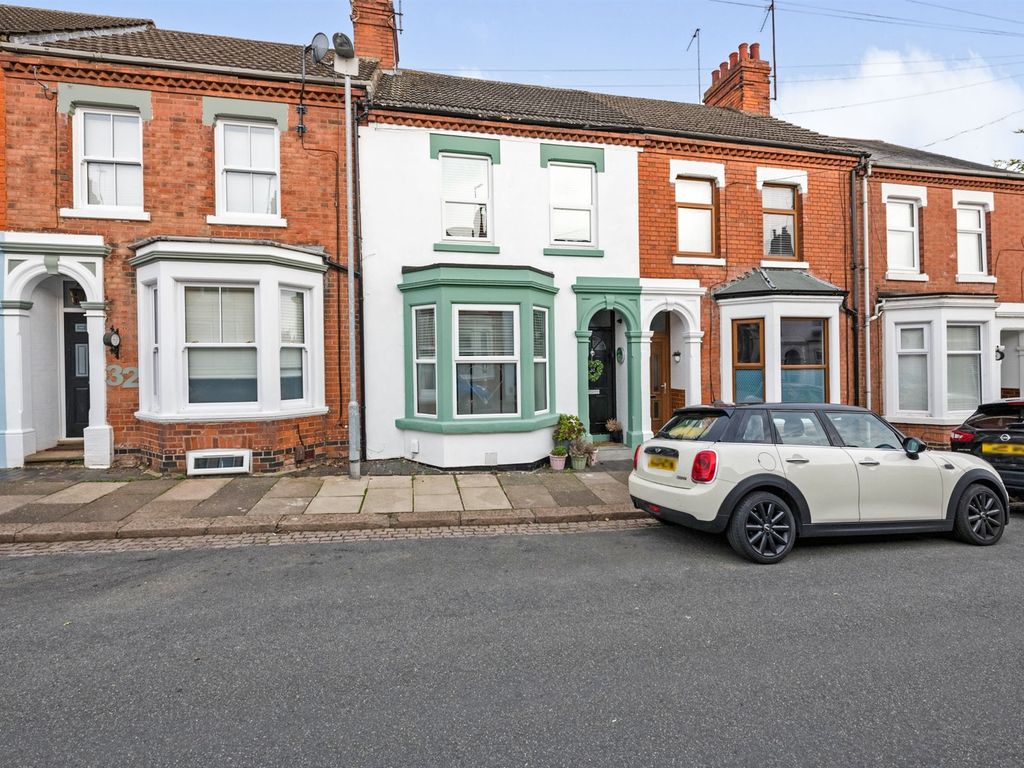 Edinburgh Road Northampton NN2  