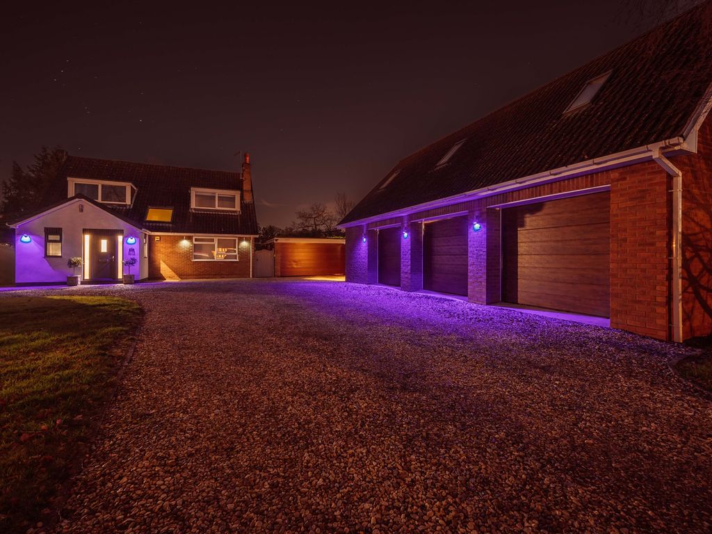 4 bed detached house for sale in Overstone Road, Sywell, Northampton