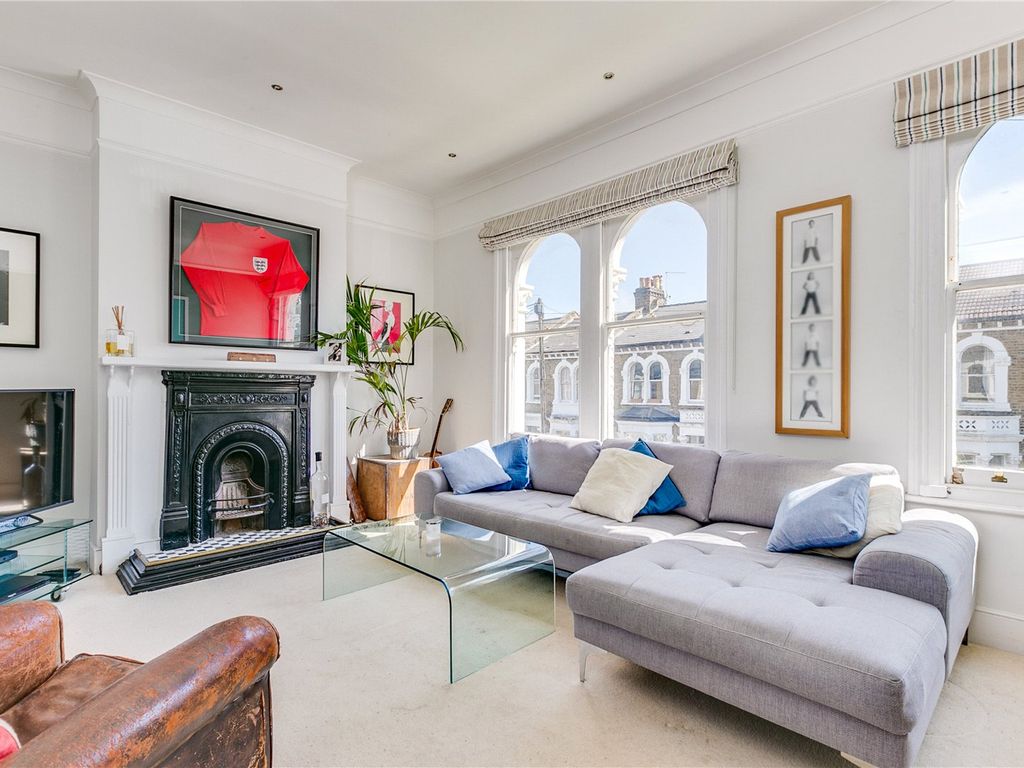 2 bed flat for sale in Plato Road, London SW2 Zoopla
