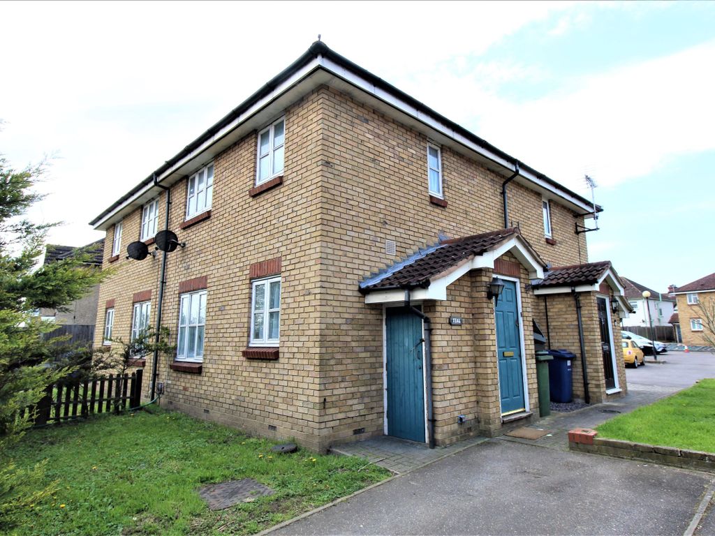 2 bed terraced house to rent in Whitehall Lane, Grays RM17 Zoopla
