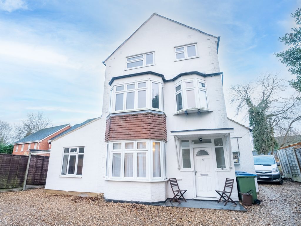 5 bed detached house for sale in Garston Lane, Watford, Hertfordshire