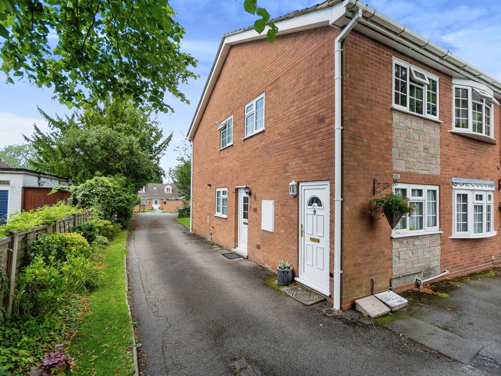 2 bed flat for sale in Regency Drive, Rednal Road, Birmingham B38, £