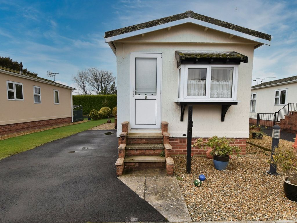 2 bed mobile/park home for sale in Carmarthen Road, Kilgetty SA68 Zoopla