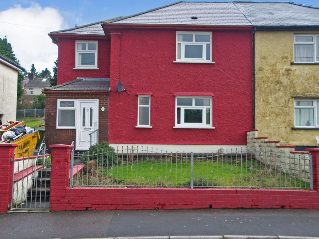 3 bed semidetached house for sale in Cambrian Avenue, Gilfach Goch, Porth CF39 Zoopla