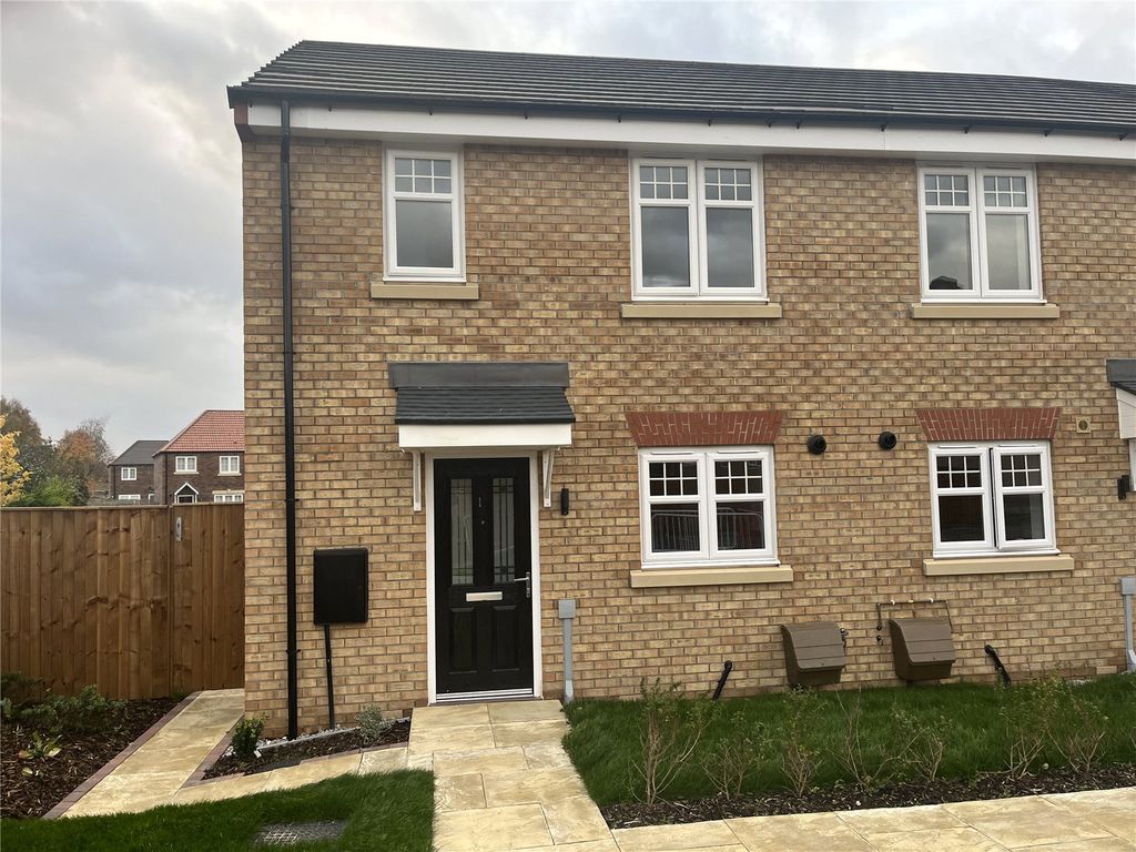 New home, 2 bed semidetached house for sale in Latham Vale, Howden
