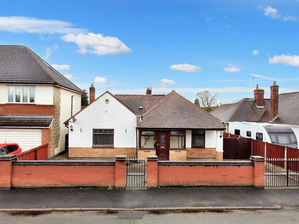 3 bed detached bungalow for sale in Maylands Avenue, Breaston, Derby