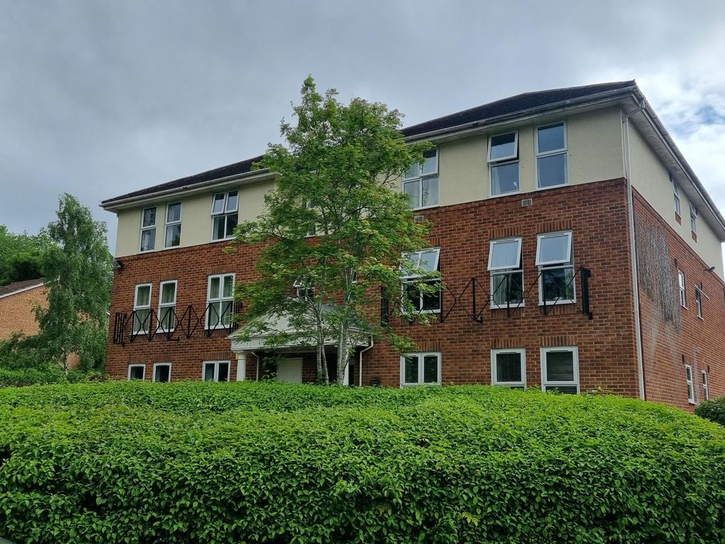 1 bed flat to rent in Langton Way, St Annes Park, Bristol BS4, £925 pcm