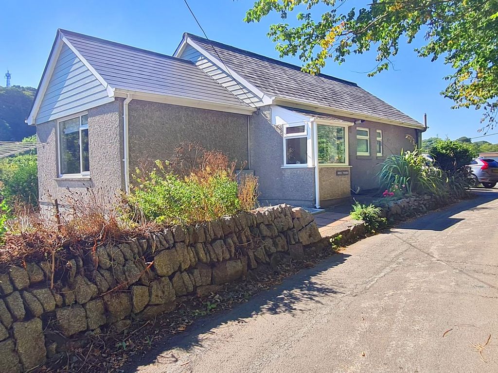 3 bed detached bungalow for sale in Mill Lane, Helston TR13 Zoopla