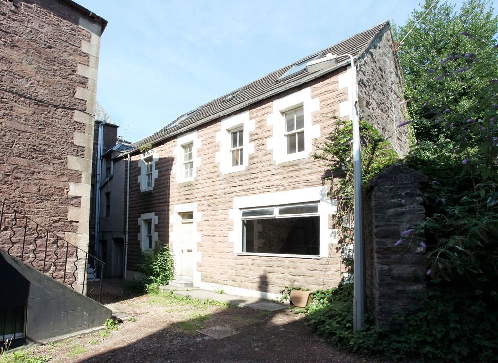 4 bed end terrace house for sale in West High Street, Crieff PH7 Zoopla