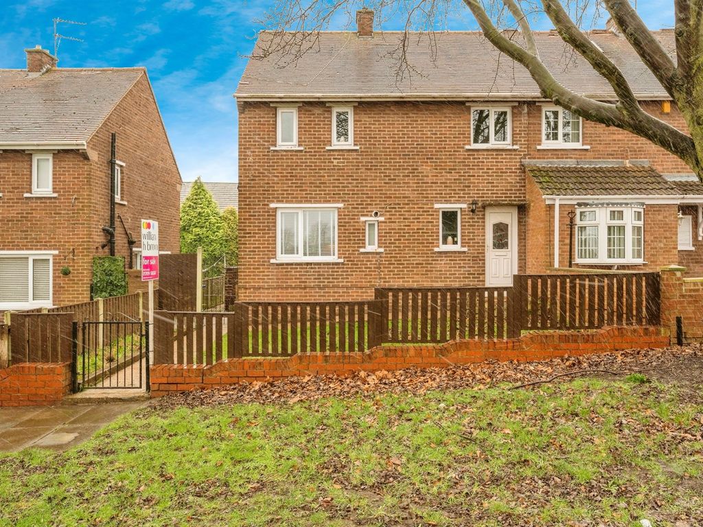 3 bed semidetached house for sale in Chestnut Grove, Conisbrough