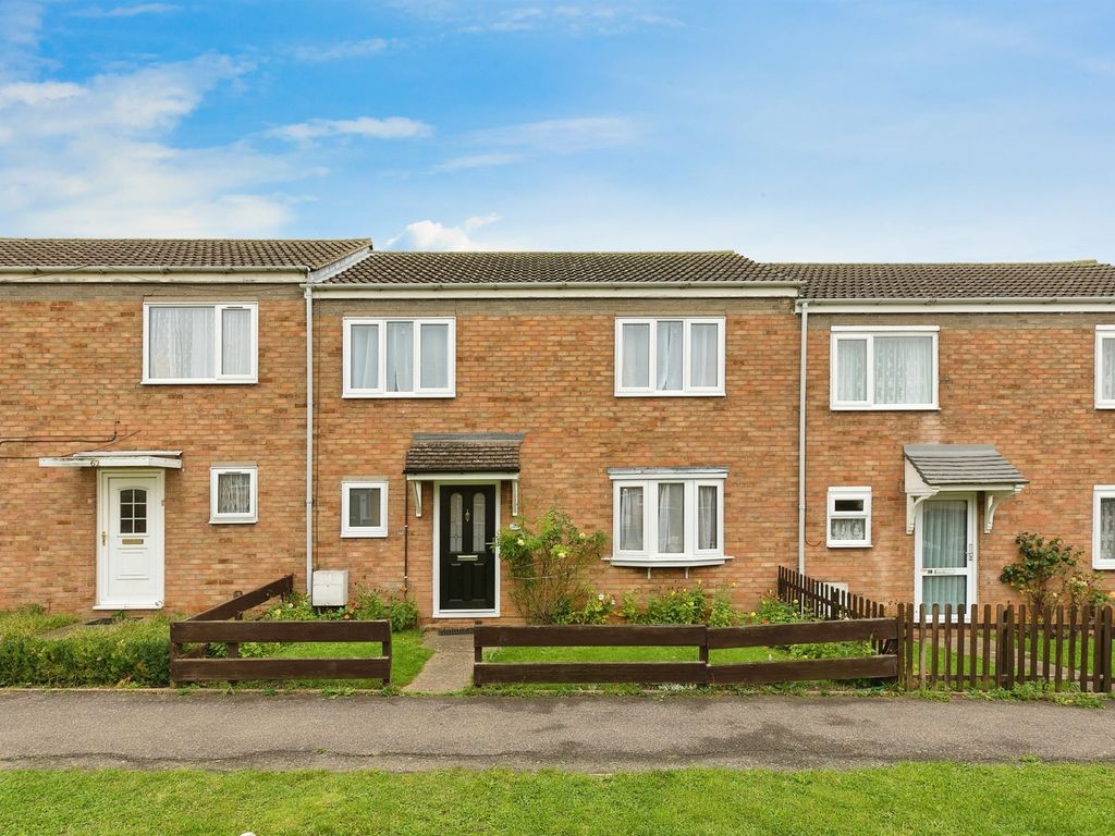 3 bed terraced house for sale in Surrey Road, Huntingdon PE29, £250,000
