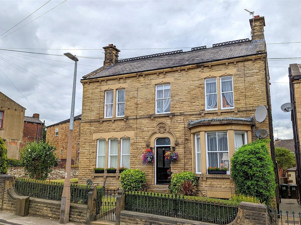 3 bed detached house for sale in Waste Lane, Mirfield, West Yorkshire