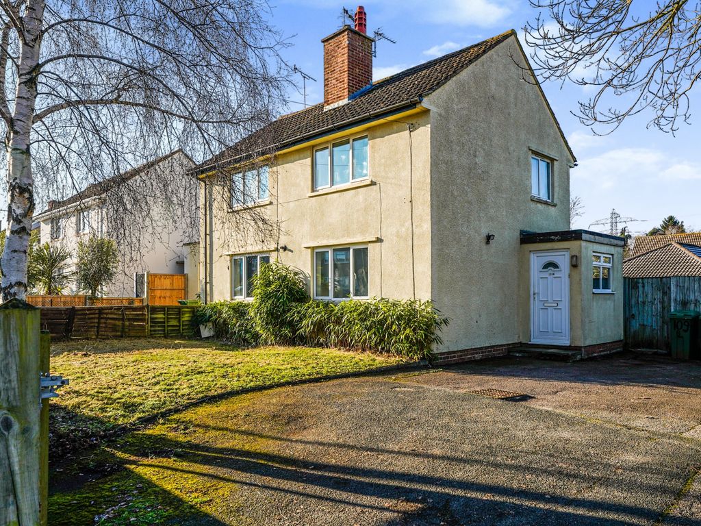 3 bed semidetached house for sale in Hesters Way Road, Cheltenham
