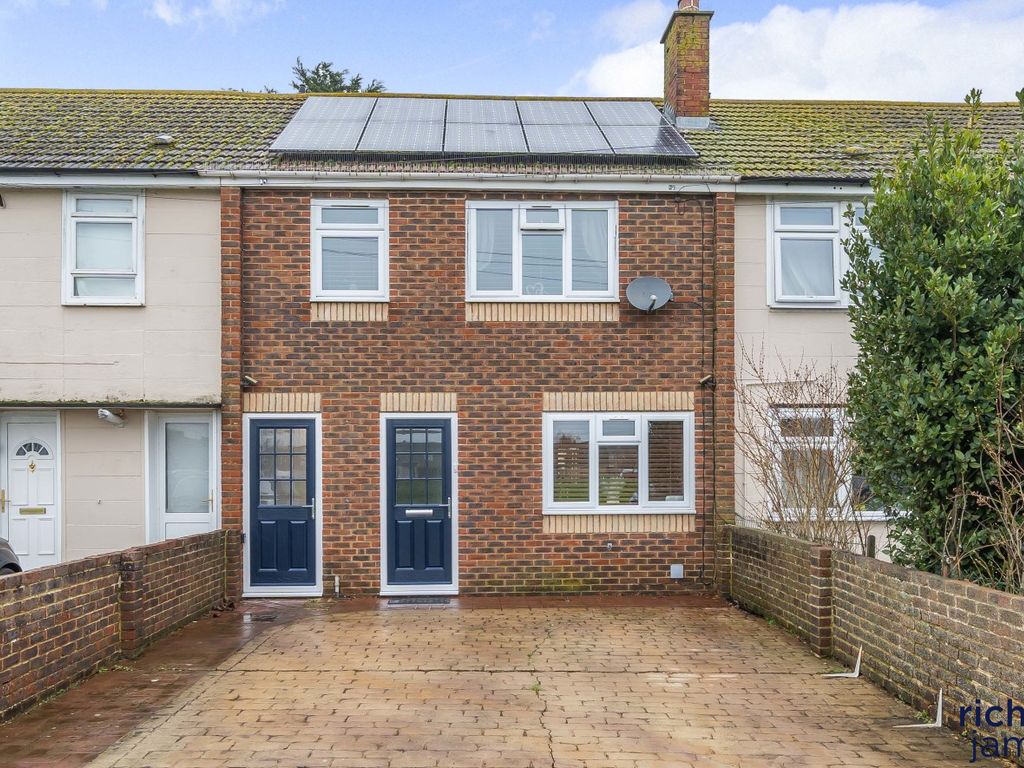 3 bed terraced house for sale in Buckhurst Crescent, Walcot, Swindon