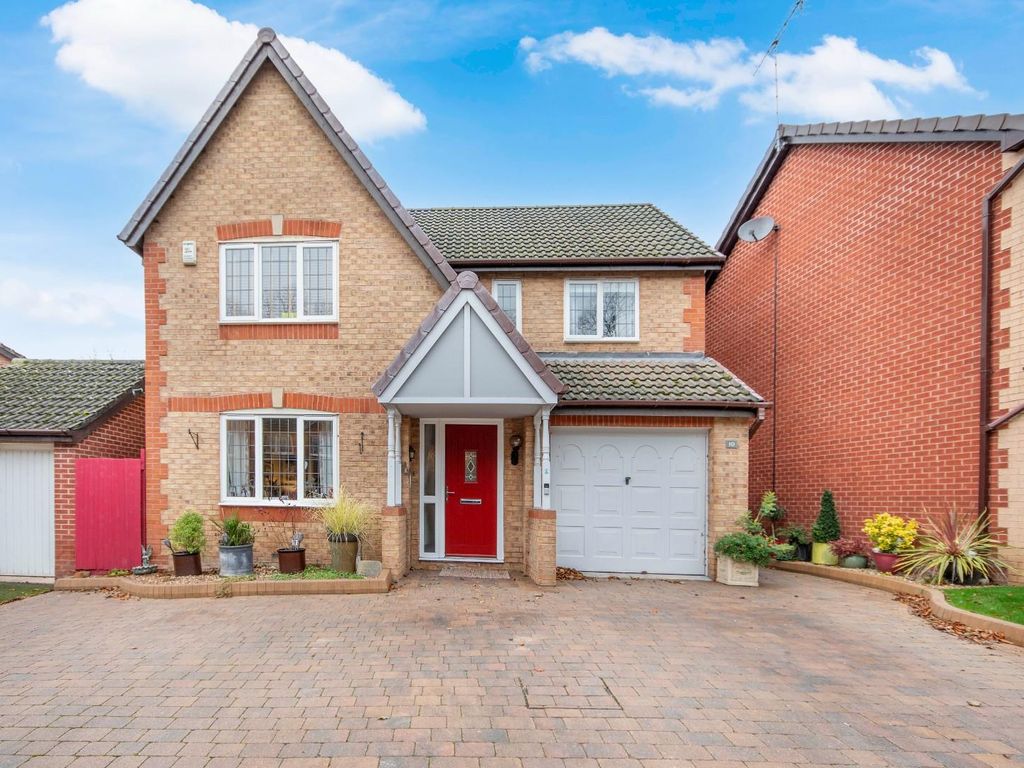 4 bed detached house for sale in Linton Close, Bawtry, Doncaster DN10