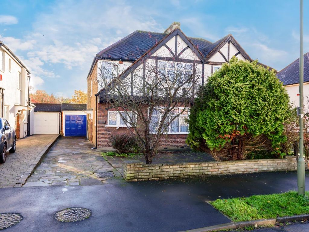 3 bed semidetached house for sale in Chadacre Road, Stoneleigh, Epsom KT17 Zoopla