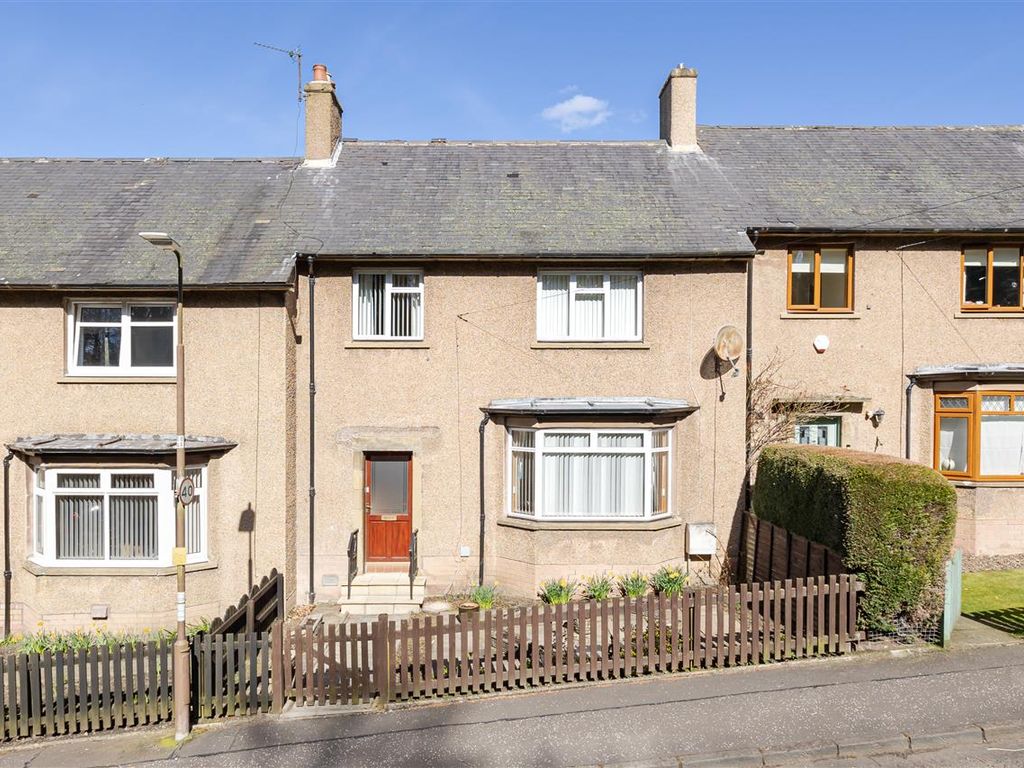 3 bed terraced house for sale in St. Johns Place, Torphichen, Bathgate