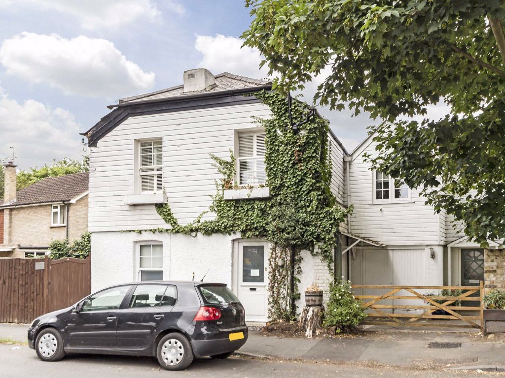 3 bed flat for sale in French Street, SunburyOnThames TW16 Zoopla