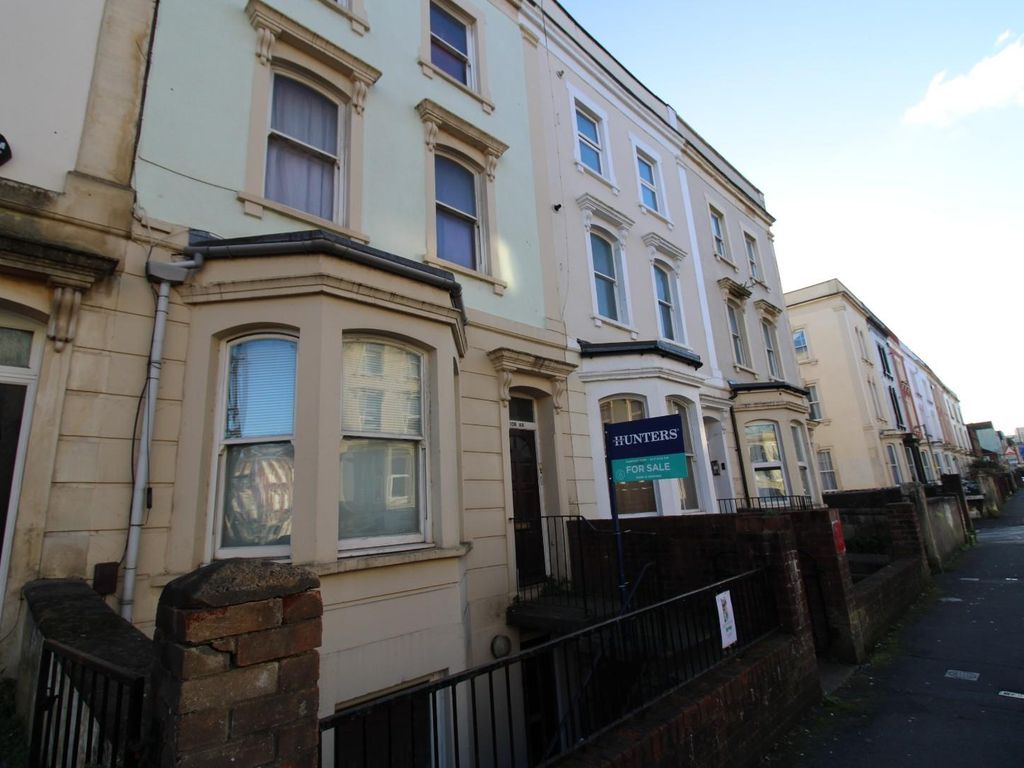 1 bed flat for sale in City Road, St Pauls, Bristol BS2, £200,000 Zoopla