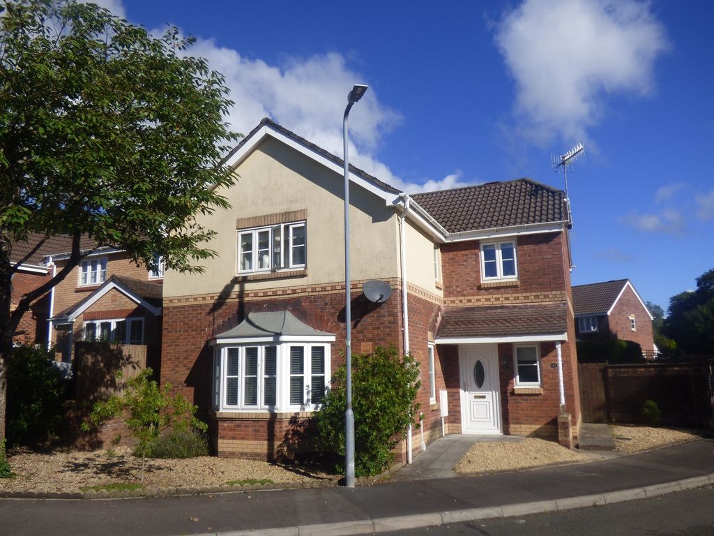 4 bed detached house for sale in Ffynnon Dawel, Aberdulais, Neath