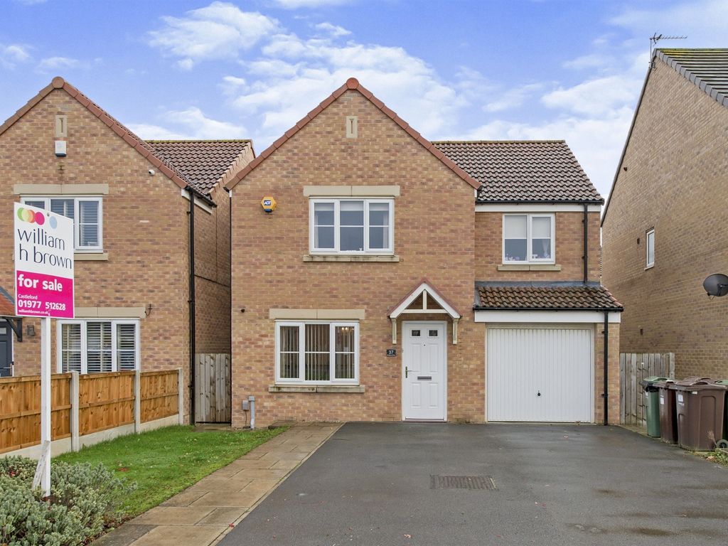 4 bed detached house for sale in Sycamore Drive, Castleford WF10 Zoopla