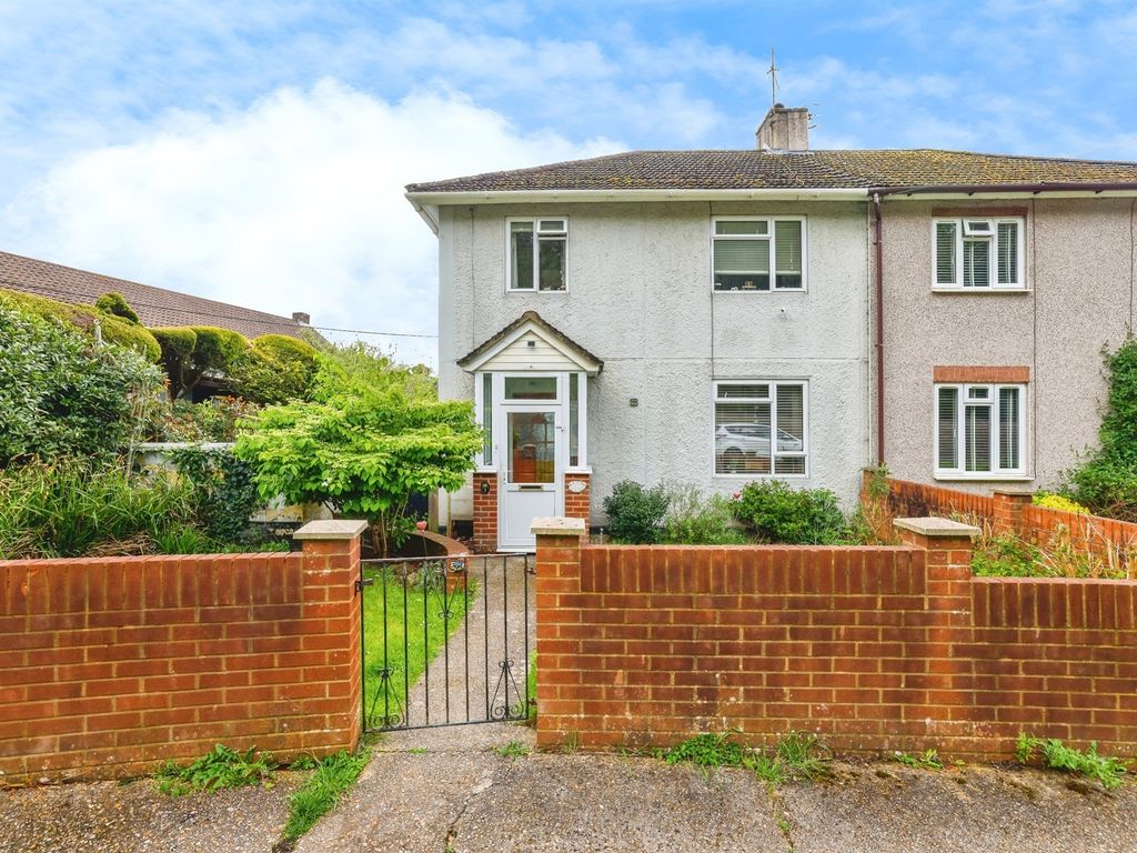 3 bed semidetached house for sale in Coronation Square, Quidhampton