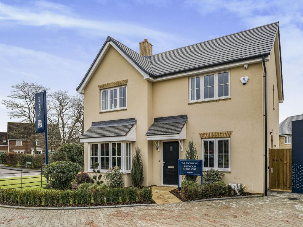 New home, 4 bed detached house for sale in Abbots Place, Wavendon